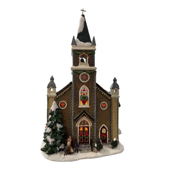 St Nicholas Square Village Collection Christmas Chapel Hand Painted Snow Holiday - Picture 1 of 9